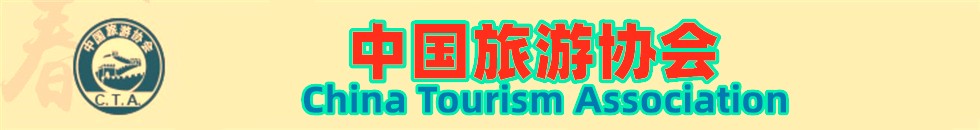 扒开逼逼把女人操出水